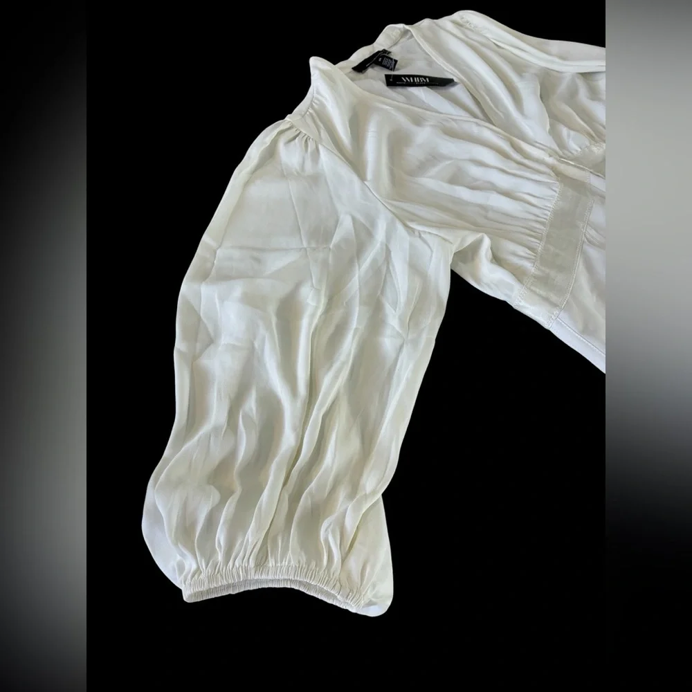 White House Black Market Blouse - Picture 8 of 11